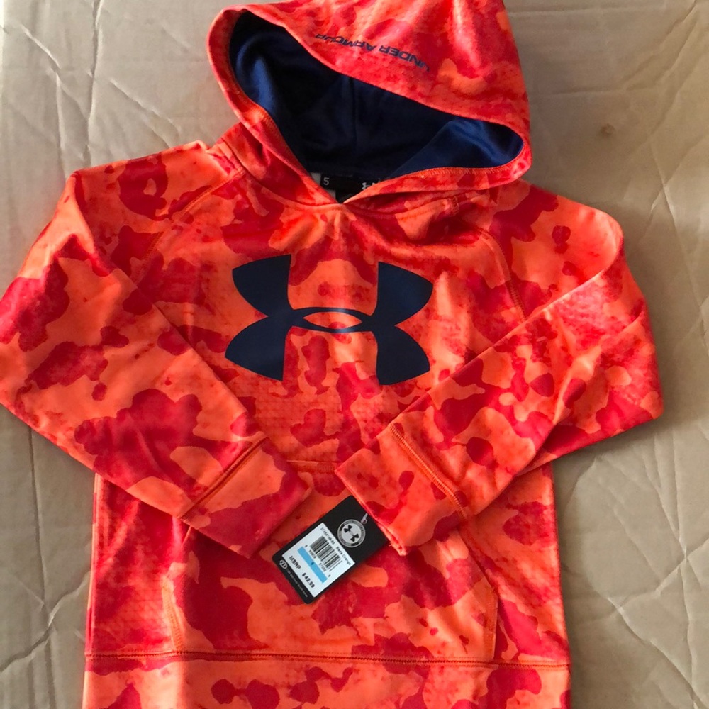 New Under Armour Boys hoodie Sz:5 or 7
